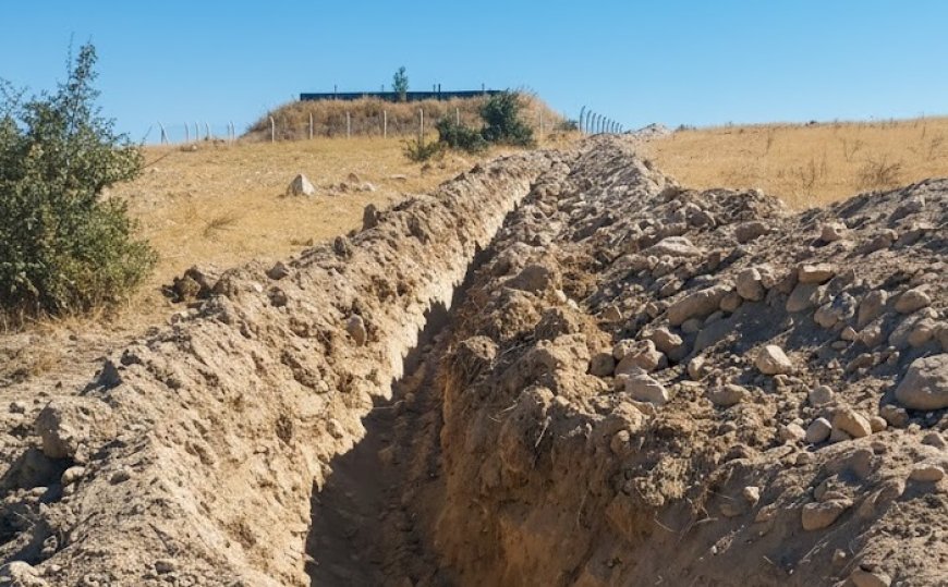 Yeni Bulunan Suyun Köy Su Deposuna Aktarılması İçin Çalışmalar Başladı